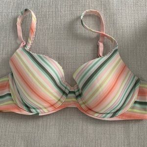 Victoria’s Secret Body by Victoria Lined Demi bra (34C)
